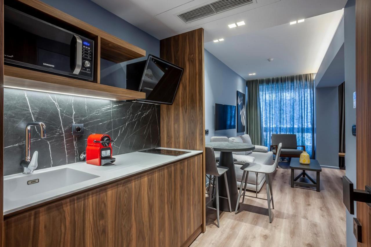 Katouni25 Luxury Suites Солун Екстериор снимка